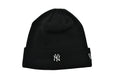 New Era Metallic Badge Cuffed Yankees Beanie (Black)