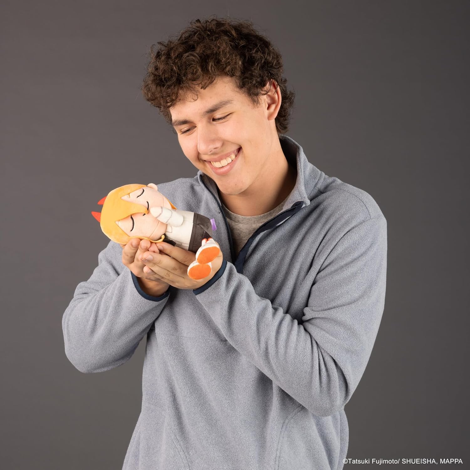 Club Mocchi Mocchi - Suya Suya - Peluche de hombre motosierra durmiente - Peluche poderoso - Figura coleccionable de Chainsaw Man - Peluche de anime Kawaii suave y exprimible y decoración de