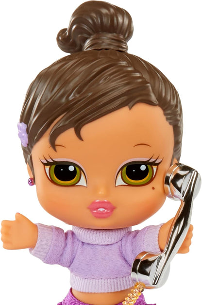 Bratz Babyz Runwayz Doll - Yasmin - 1 Collectible Fashion Doll with Stylish Outfit, Cute Baby Doll with a Necklace That Doubles as a Keychain - Kids Toy - Great for Ages 6 and Older