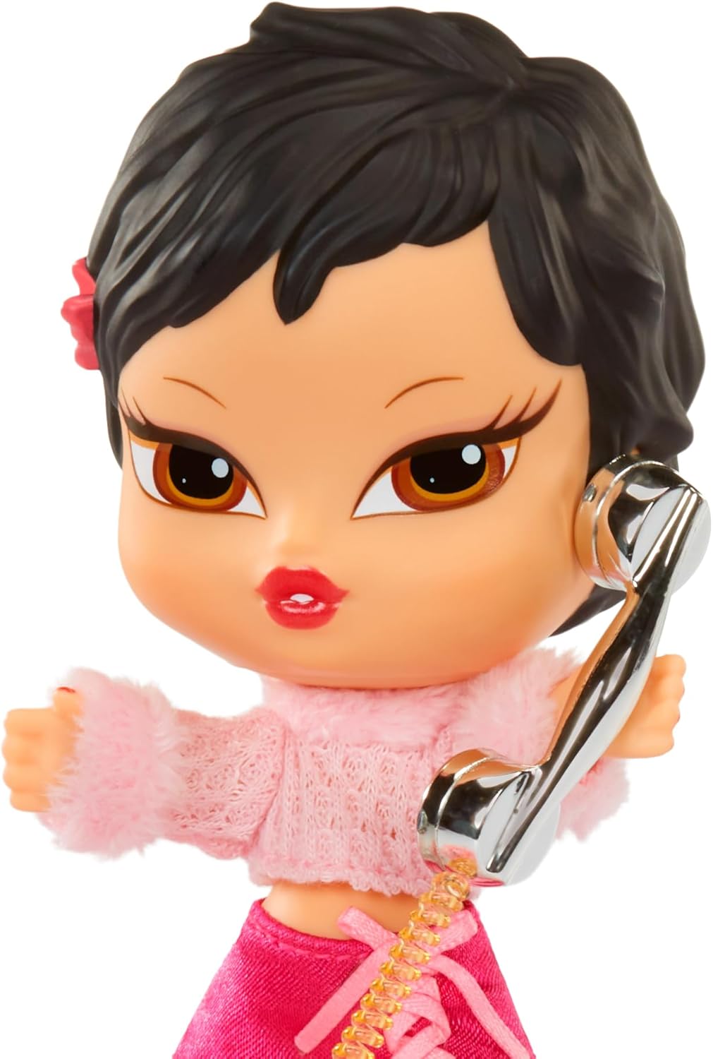 Bratz Babyz Runwayz Doll - Jade - 1 Collectible Fashion Doll with Stylish Outfit, Cute Baby Doll with a Necklace That Doubles as a Keychain - Kids Toy - Great for Ages 6 and Older