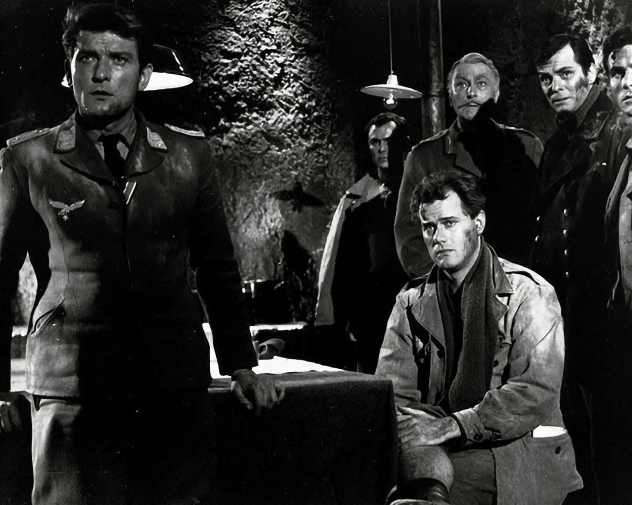 Neunzig Nächte und ein Tag, Packendes Kriegsdrama mit absoluter Starbesetzung (Pidax Film-Klassiker