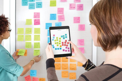 Post-it Notes, Assorted Colours, Pack of 10 Pads, 100 Sheets per Pad, 76 mm x 76 mm, Cardboard Pack, 100% PEFC - Self-Stick Notes for Note Taking, to Do Lists & Reminders