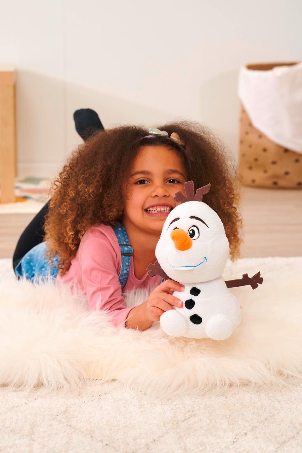 Disney Olaf, 23 cm plush figure, suitable for children from the first months of life