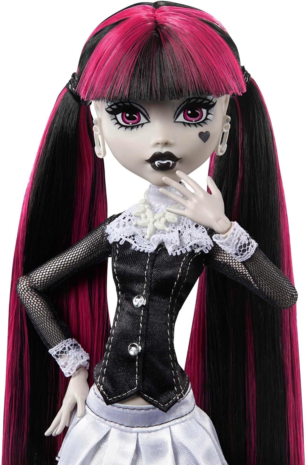 Monster High Doll, Draculaura in Black and White, Reel Drama Collector, Doll-Size and Life-Size Posters, Horror Flick Theme, Toys and Gifts, HKN27