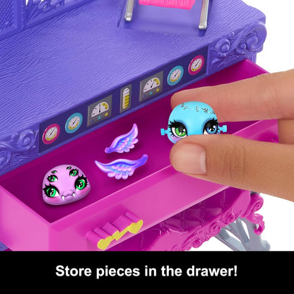 Monster High Make-A-Monster Pet Playset, Frankie Stein Doll and 30+ Accessories for Countless Pet Combos, Mad Science Lab Furniture, JBF18
