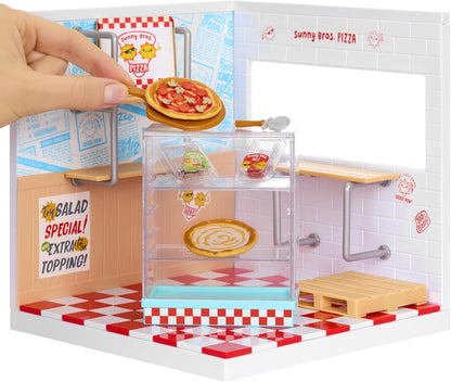 MGA's Miniverse Make It Mini Spaces Pizza Shop - Incluye 1 Pack, Juego de construcción, DIY, Manualidades, para Coleccionistas y Niños Mayores de 8 Años, NO Comestible