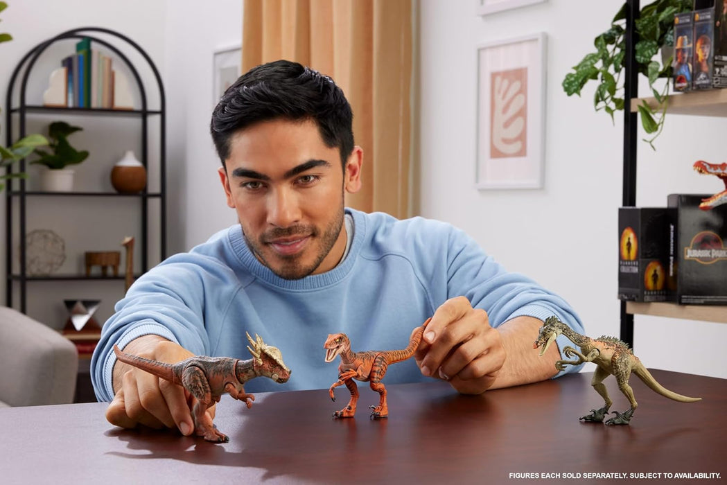 Mattel Jurassic World Hammond Collection Dinosaur Action Figure Toy Age 8+, Atrociraptor Tiger, Premium Movie Design Glass Eyes & 13 Points Articulation, JDJ09