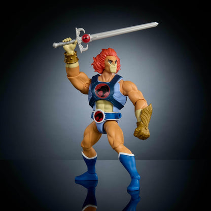 Masters of The Universe Origins & Thundercats Actionfigur Leo, bewegliches 1980er Crossover-Spielzeug, ca. 14 cm groß, abnehmbare Rüstung, Zubehör und Mini-Comic, JFW93