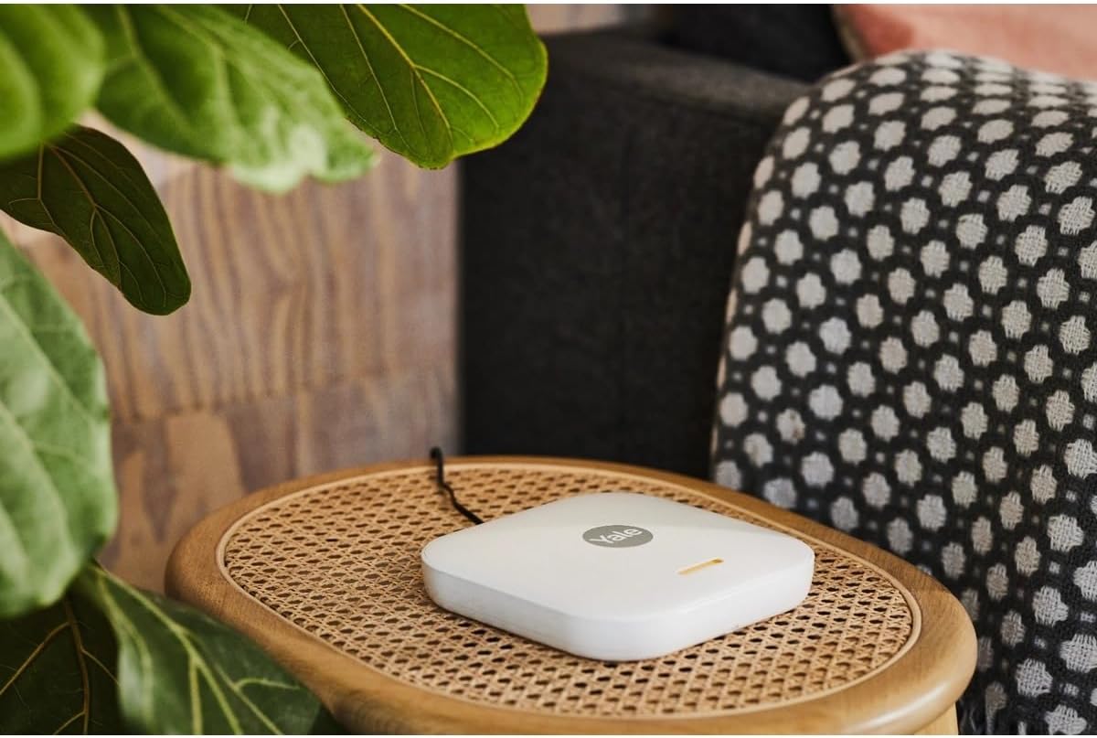 Yale Smart Alarm Hub