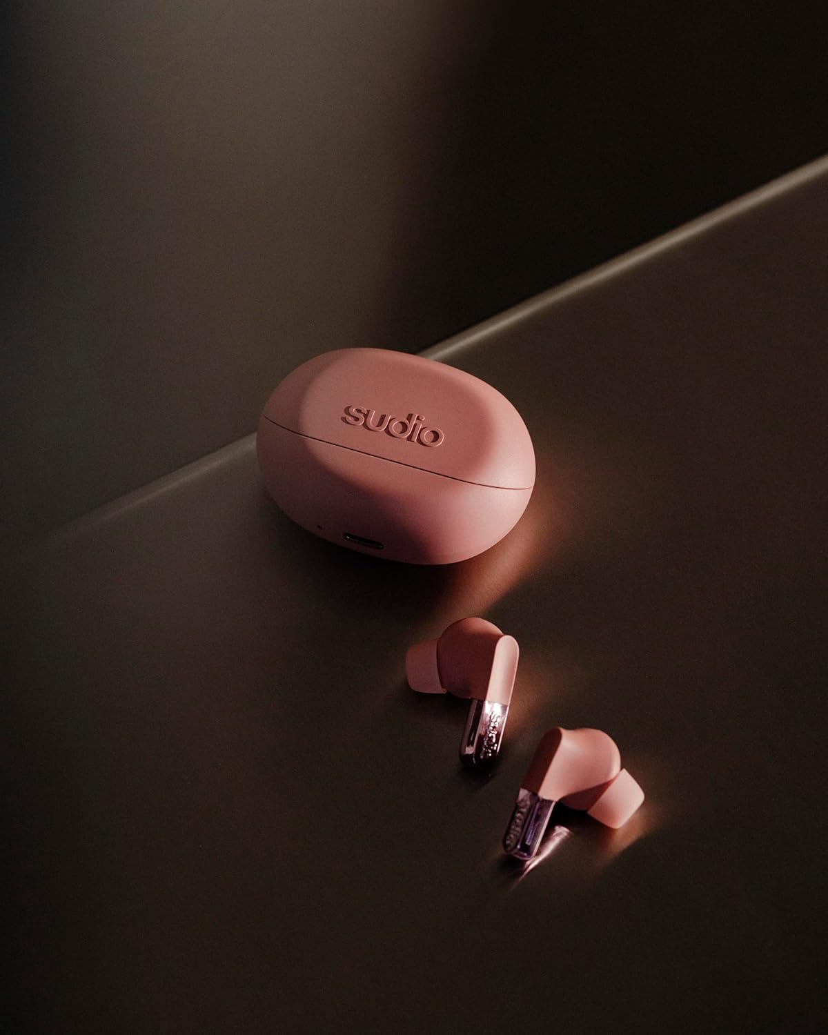 Sudio N3Pro Powder Pink - daytime and night noise canceling earbuds. Active noise reduction (35 dB), 5.5 hours playback, 30 hours total, waterproof, Bluetooth 5.4