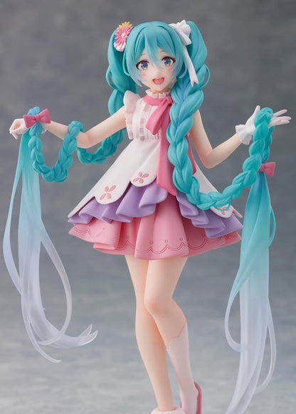 Taito -Hatsune Miku Wonderland Figura - Rapunzel