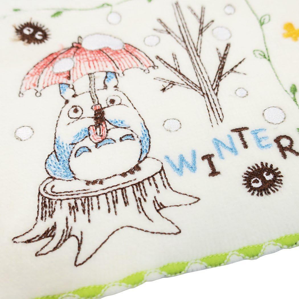 My Neighbor Totoro Mini Towel Wreath Of Nuts 25 X 25 Cm