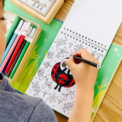 Tiger Tribe: Kleurset - achtertuin insecten - alles-in-1, stickers en markers, schattige tuinbeestjes, magnetische verzegelde opbergdoos voor reizen, kinderen vanaf 5 jaar