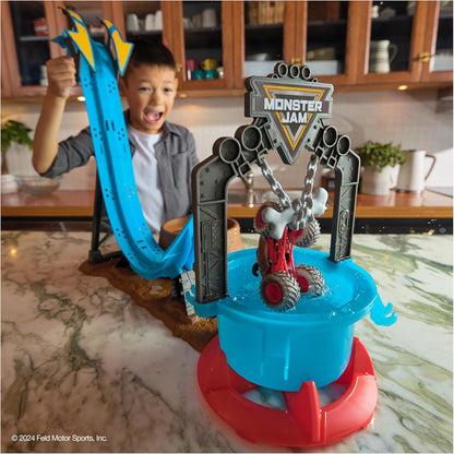Monster Jam Mud Blasters, Monster Mutt Dalmatian Dunk Tank Playset, Colour Change Action, Kids’ Toy Gifts for Boys and Girls Aged 3 and Up