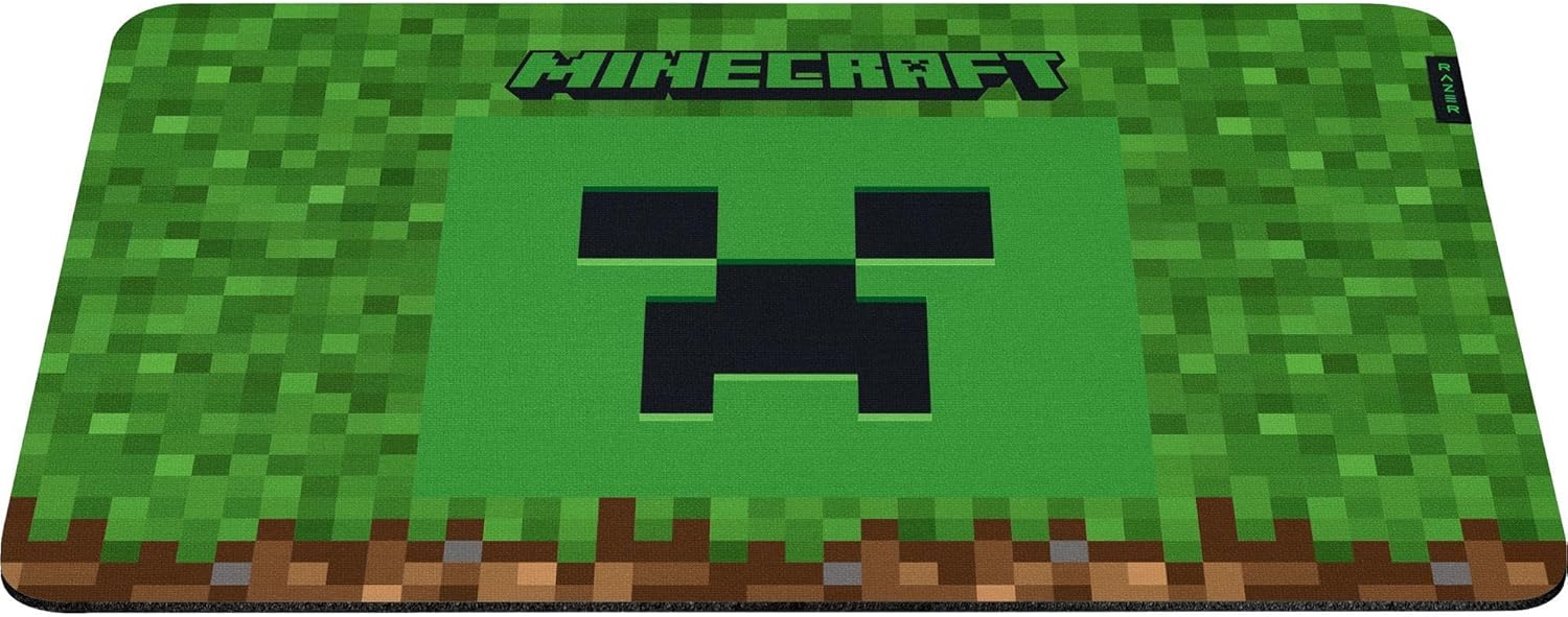 Razer Gigantus V2 Minecraft Edition - Soft gaming mouse mat for speed and control (Textured micro-weave surface, Thick rubber foam, Anti-slip base, 360 x 275 x 3mm) Minecraft