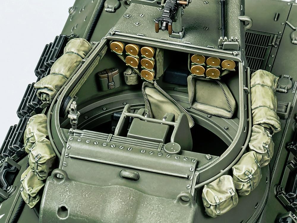 Tamiya America, Inc 1/35 French Light Tank R35, TAM35373
