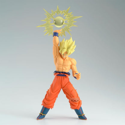 Goku Super Saiyan Statue With Energy Ball 17Cm