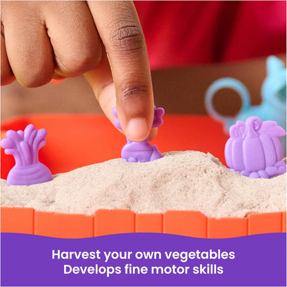 Kinetic Sand, Sandy Farm Set with 340g Play Sand, 6 Tools and Moulds, Reusable Barn Storage Case, Toddler Toys, Kids’ Toys for Girls and Boys Aged 3 and up