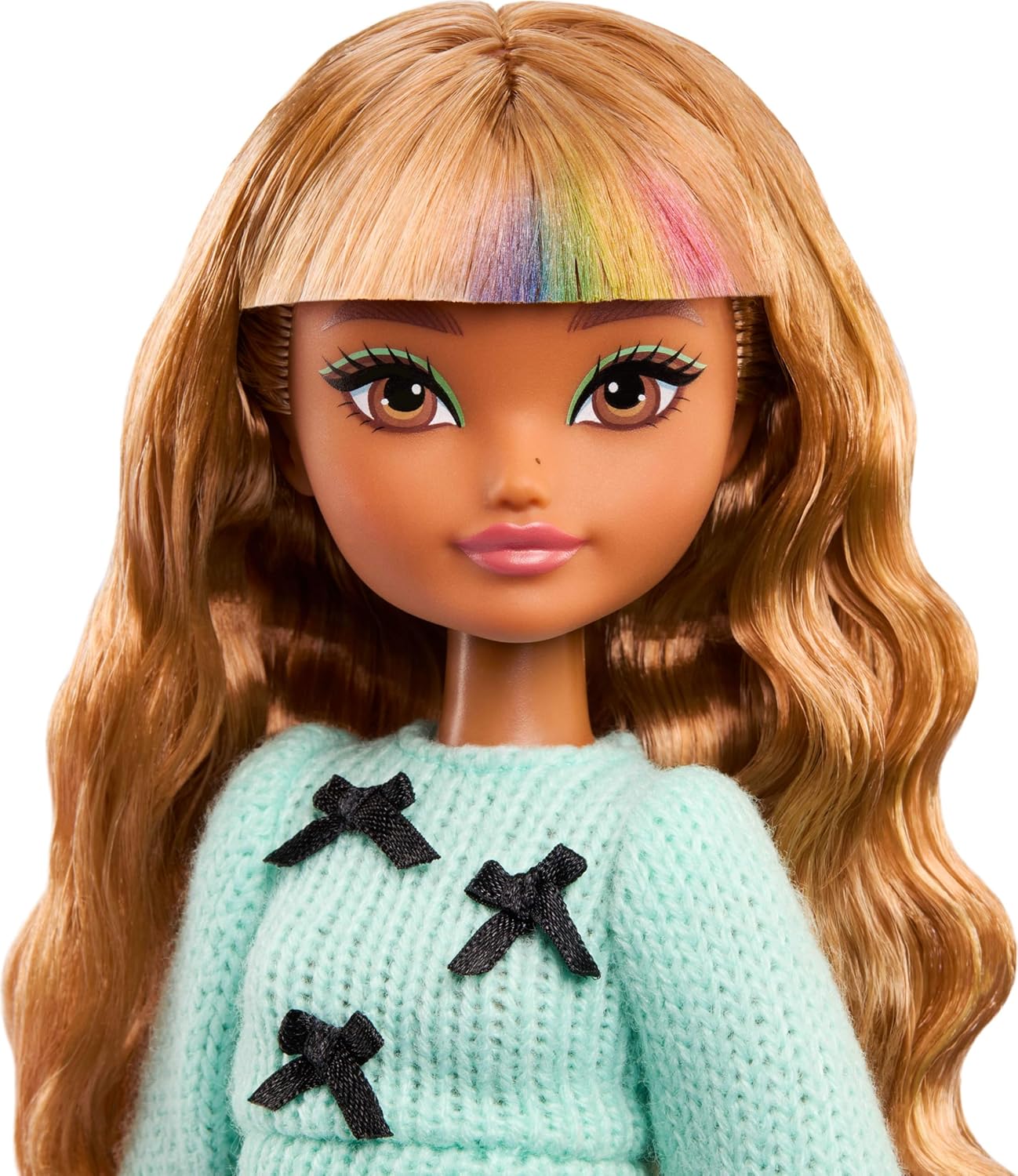 Barbie Dream Besties Pop en Accessoires, Zia, beweegbare modepop met golvend bruin haar en outfit die aan en uit kan, 7 accessoires met haar- en maanthema, JGG36