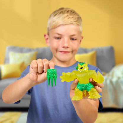 Heroes of Goo Jit Zu Meteor Madness, Stretchy Jagooar Action Figure, With Unique Stretchy Goo Filling & Meteor Battle Gauntlet.