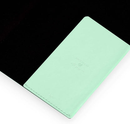 Legami - Medium 2026 Daily Diary, Pastel Mint, 12 Months, Elastic Closure, Diary from January 2026 to December 2026, in FSC Certified Paper, 12 x 18 cm