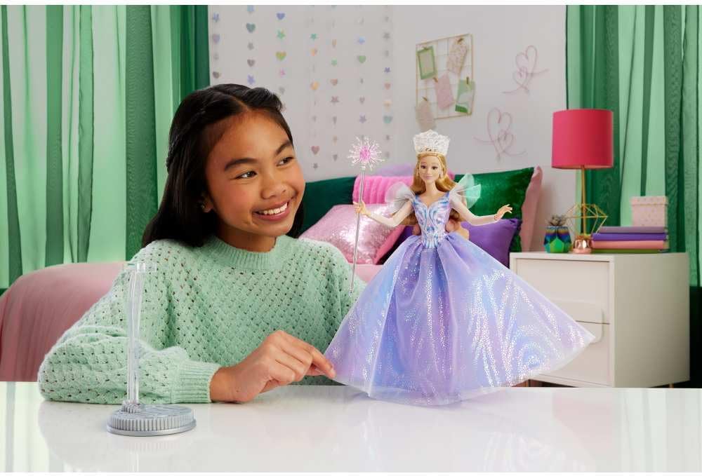 Mattel Universal Pictures’ Wicked: For Good Deluxe Glinda Fashion Doll with Removable Outfit & 3 Accessories, Inspired by the Movie, JFM13