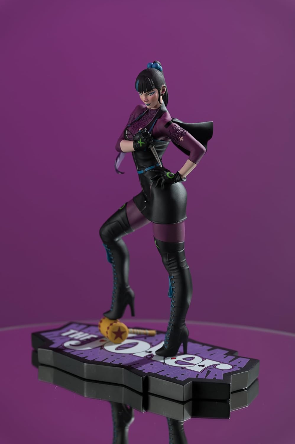 McFarlane Toys - DC Direct Punchline by Stanley Artgerm Lau (The Joker Purple Craze) 1:10 Scale Resin Statue