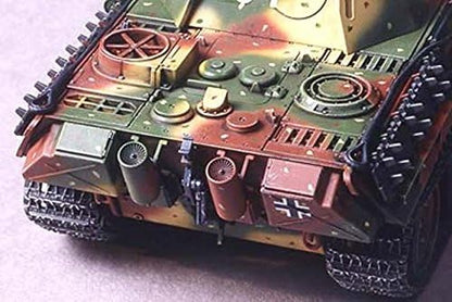 Tamiya German Panther Type G 1/48 Military Miniature Series No.20 32520-000