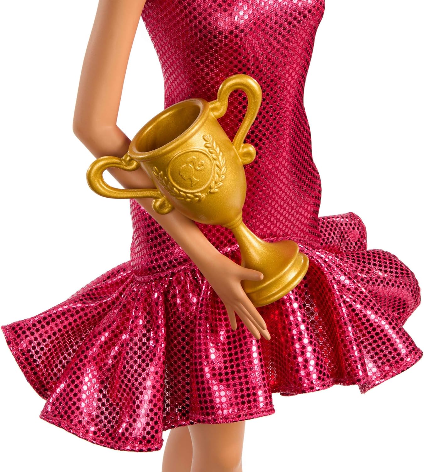 Barbie Ballroomdanser, modepop in rode jurk met ruches, dansschoenen en stijlvol kapsel, danstrofee als accessoire, JFR09