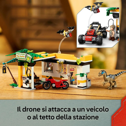 LEGO Jurassic World Alla Ricerca del Raptor e del Titanosauro - Con 2 Figure di Dinosauro Giocattolo, un Fuoristrada, una Moto e 3 Minifigure - Regalo per Bambini e Bambine da 7 Anni in su - 76973
