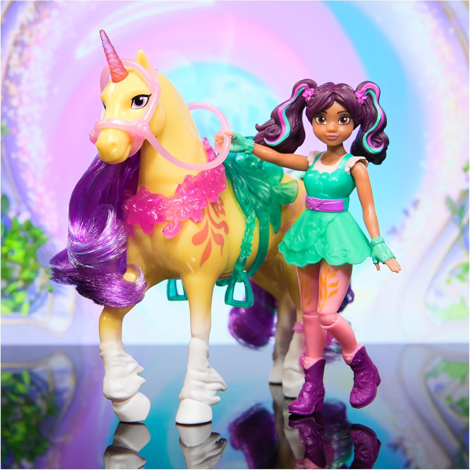 Unicorn Academy - L'Ecole des Licornes - Licorne Leaf + Poupée Ava - Licorne, Poupée Et Accessoires À Collectionner - Jouets Inspirés De La Série L'Ecole des Licornes - Jouet Enfant 4 Ans Et +