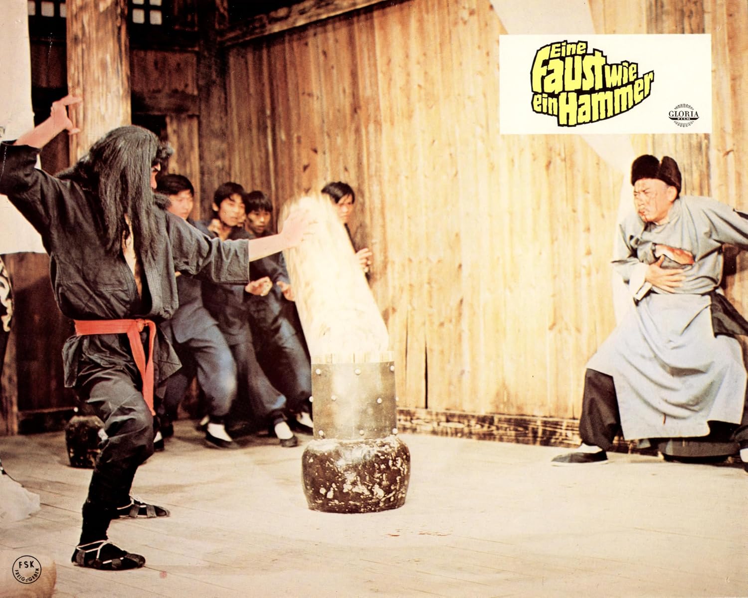Wang Yu: EINE FAUST WIE EIN HAMMER - COVER B