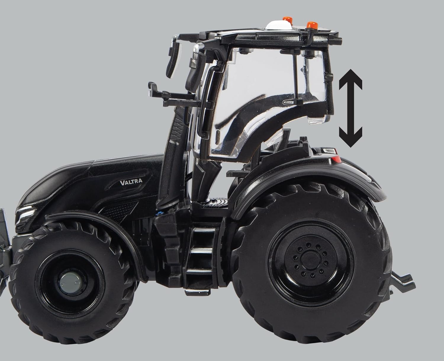 Britains Valtra Q305 - Réplica de Tractor Valtra Compatible con Animales de Granja y Juguetes a Escala 1:32, Adecuada para coleccionistas y niños a Partir de 3 años