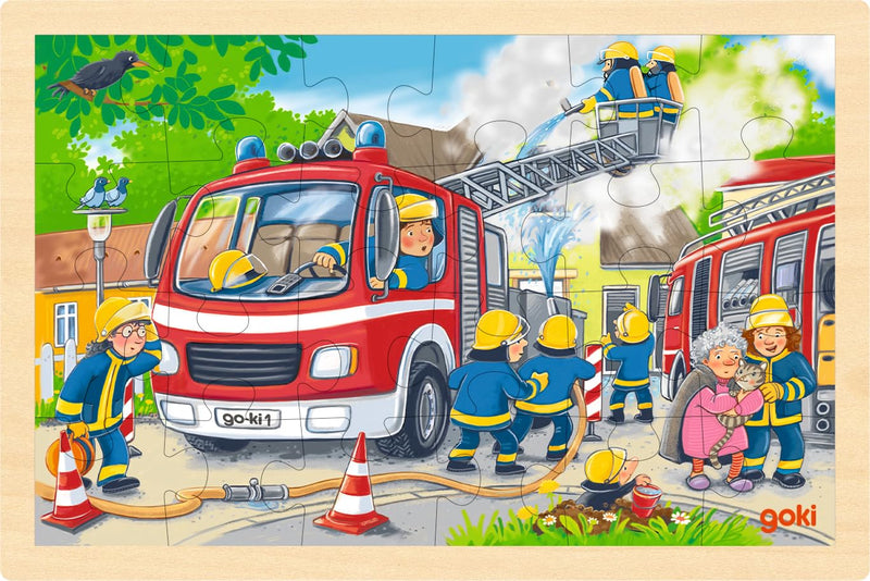 goki 57318 inlegpuzzel brandweer van hout, houten puzzel van een brandweerinzetstuk, educatief speelgoed en kinderpuzzel, bevordert de fantasie en motoriek van kinderen, 30 cm x 20 cm, set van 24