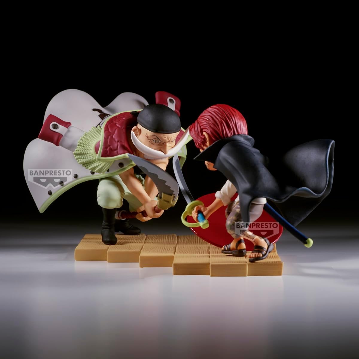 Banpresto Edward Newgate Vs Shanks One Piece - World Collectable Log Stories 13 cm, meerkleurig, ideaal voor anime-fans