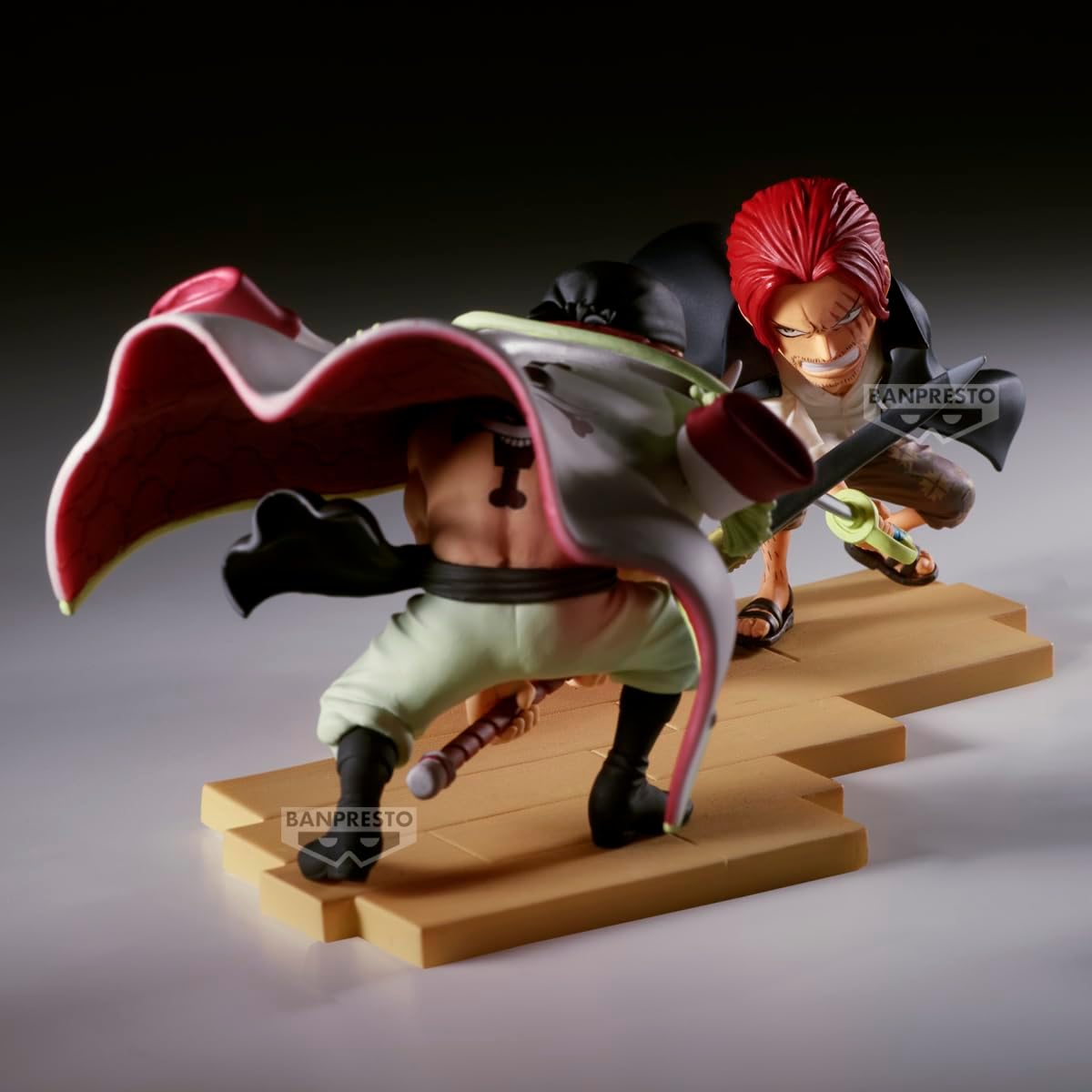 Banpresto Edward Newgate Vs Shanks One Piece - World Collectable Log Stories 13 cm, meerkleurig, ideaal voor anime-fans