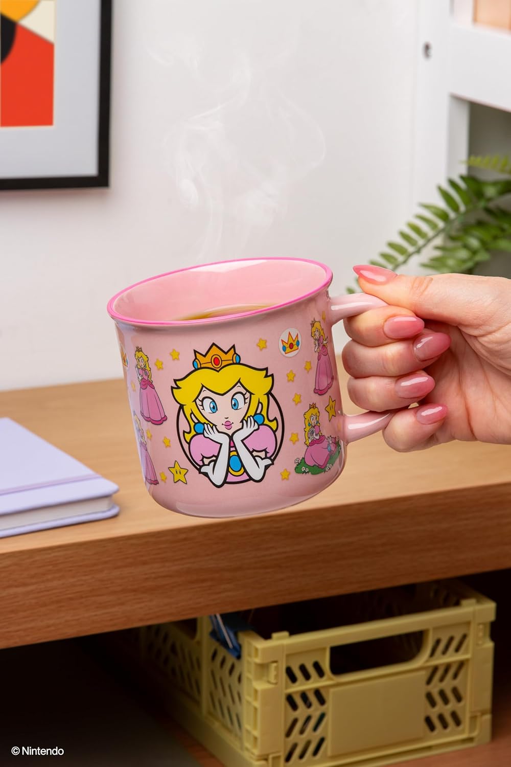 Paladone Super Mario Prinzessin-Peach-Tasse mit Thermoeffekt, 300 ml, offiziell lizenziert, rosa, Keramik-Kaffeetasse für Heißgetränke, Gamergeschenk, Nintendo-Sammlerstück, Popkultur