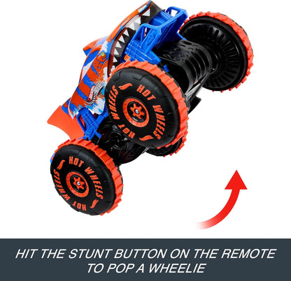Hot Wheels Monstertrucks, speelgoedvoertuig met afstandsbediening, grote Tijgerhaaiklimmer met 3 speelstanden voor racen, klimmen en stunten, JFR39