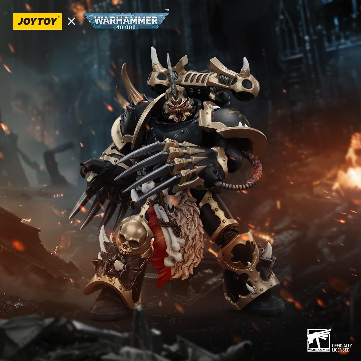 JoyToy Warhammer 40k: Black Legion Chosen with Lightning Claws 1:18 Scale Action Figure
