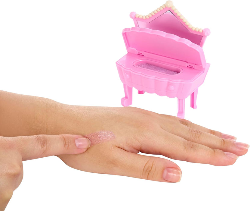 Yummiland Beauty Bag Playset + Lip Gloss Doll - Cupcake Bag - Includes Exclusive Callie Birthday Cake, Nail Polish + Stickers, Body Shimmer, Doll Playset, Cosmetic Play, Suitable for Children Ages 4+