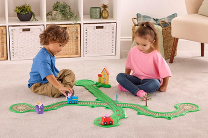Peppa Pig Whizz Around Peppa’s Runabout Town Set, Motorised Vehicles, Track Toys, Pre-school Toys