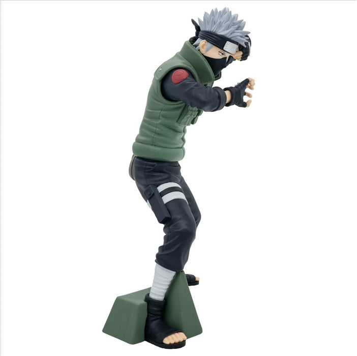 Banpresto - Naruto Shippuden - Hatake Kakashi Grandista Figure