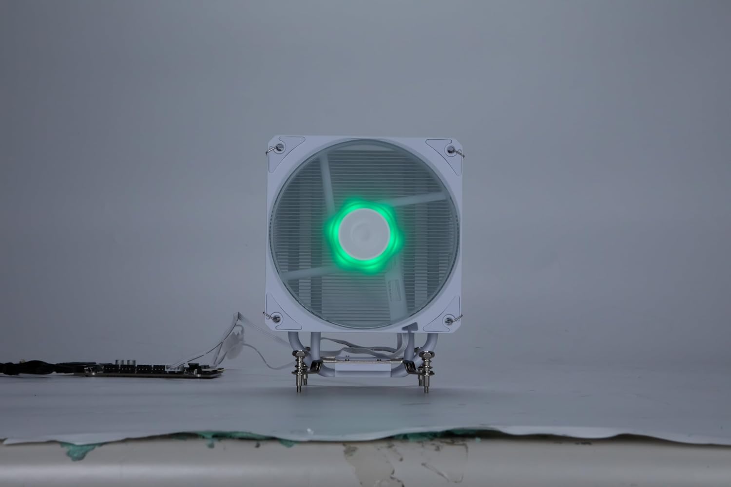 MSI MAG COREFROZR AA13 WHITE CPU Air Cooler - Direct Touch Four 6mm copper heatpipes, ARGB, CycloBlade 7, Pre-Applied Thermal Paste, Rifle Bearing Fans.