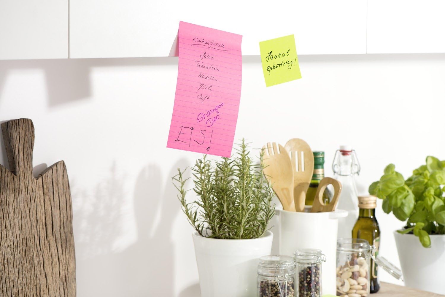 Post-it® Super Sticky Notes Lined Ultra Colours 3 Pads per pack 102x152mm