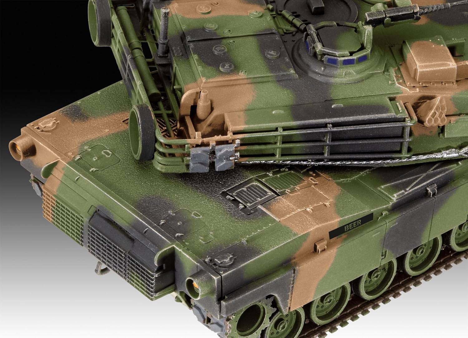 Revell 03346 M1A2 Abrams Tank 1:72 Scale Model Kit