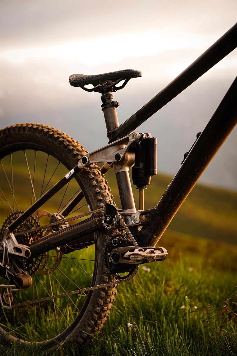 KMC X-Flat 12/13 Speed Waxed Flat Top Chain, 126 Link