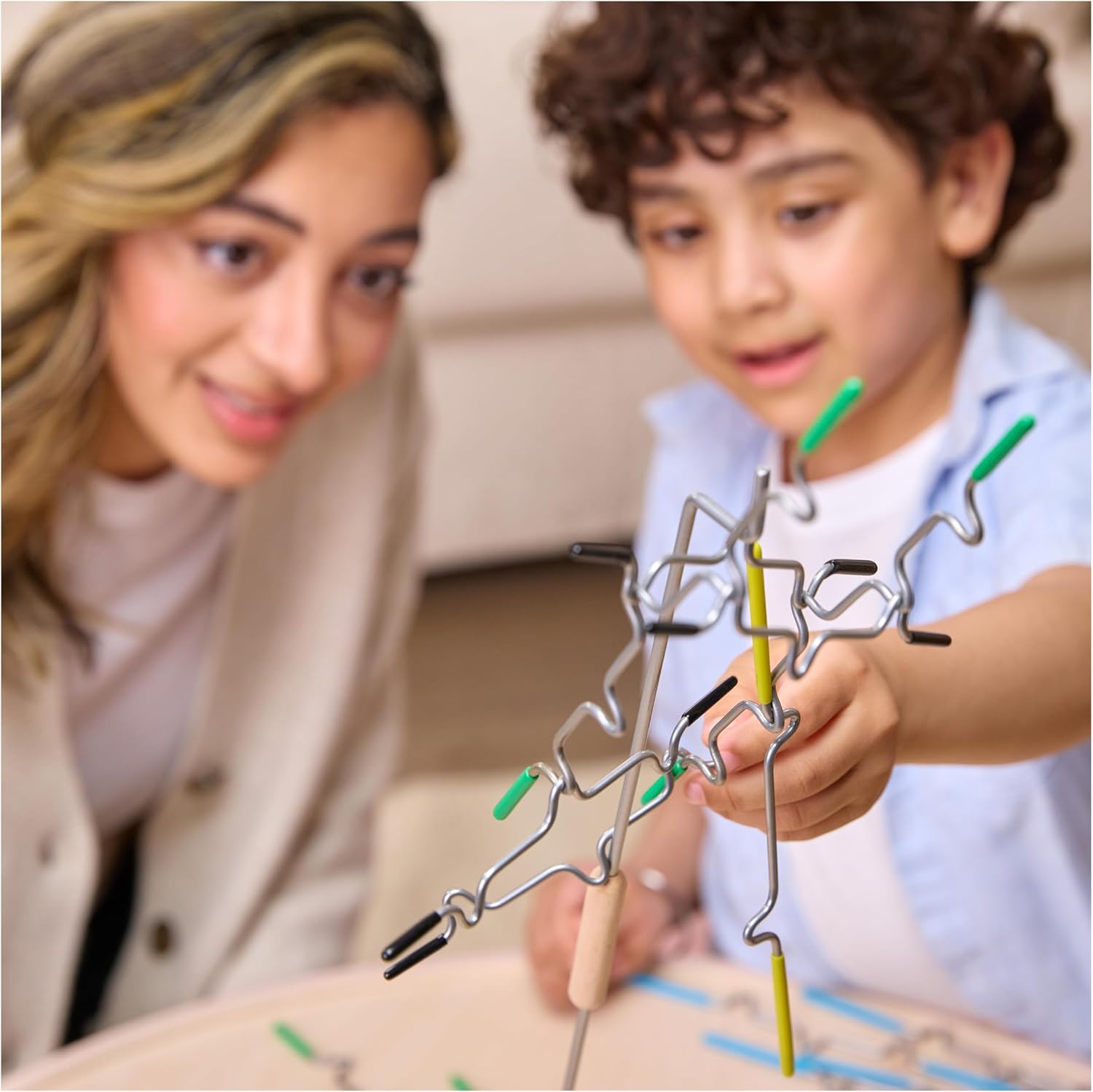 Spin Master Games, Suspend, A Balancing Family Game of Tricky Hangs & Steady Hands, Fun Activity for Kids, Adults & Family Game Night, Learning Toy, 1-4 Players, for Ages 6 & Up
