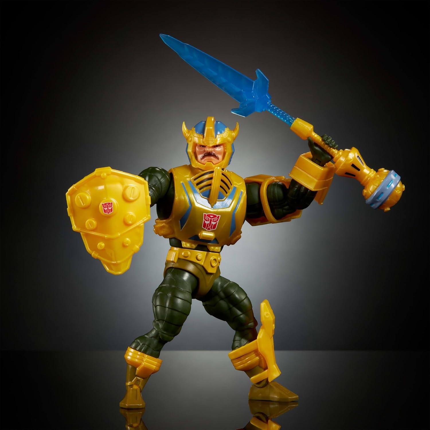 Masters of Universe Origins & Transformers Action Figure, Bumblebee Armor Man At Arms 5.5 Inch MOTU Posable Collaboration Toy, Accessories & Mini-Comic, JGT17