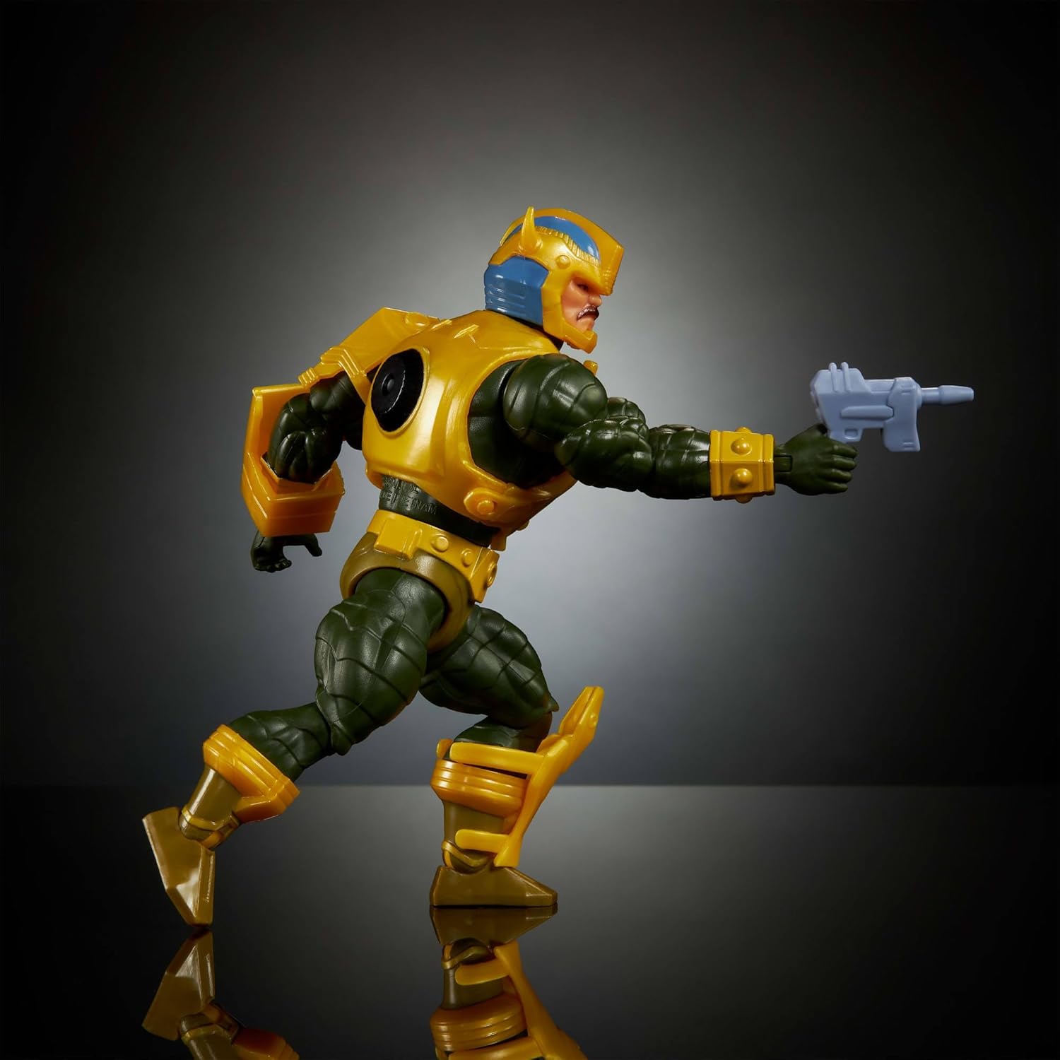 Masters of Universe Origins & Transformers Action Figure, Bumblebee Armor Man At Arms 5.5 Inch MOTU Posable Collaboration Toy, Accessories & Mini-Comic, JGT17