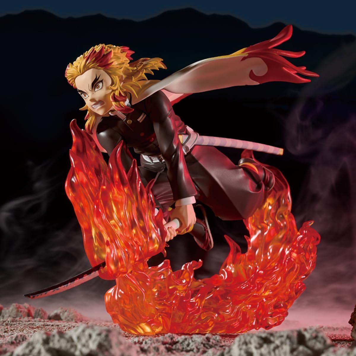 Banpresto Vibration Stars Plus: Demon Slayer: Kimetsu No Yaiba - Kyojuro Rengoku Statue (14Cm) (29069)